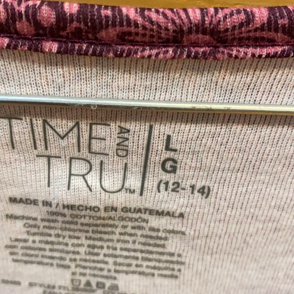 New top - Picture 2 of 2